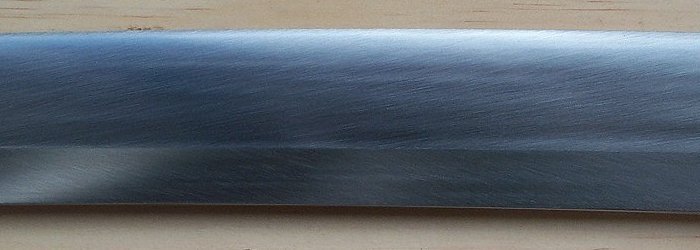 Blade polished with 400 grade paper